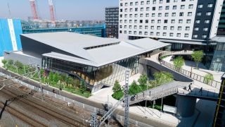 スターツおおたかの森ホール　外観